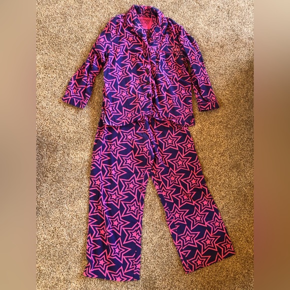 Very cute Victoria Secret PJ set - Picture 2 of 5